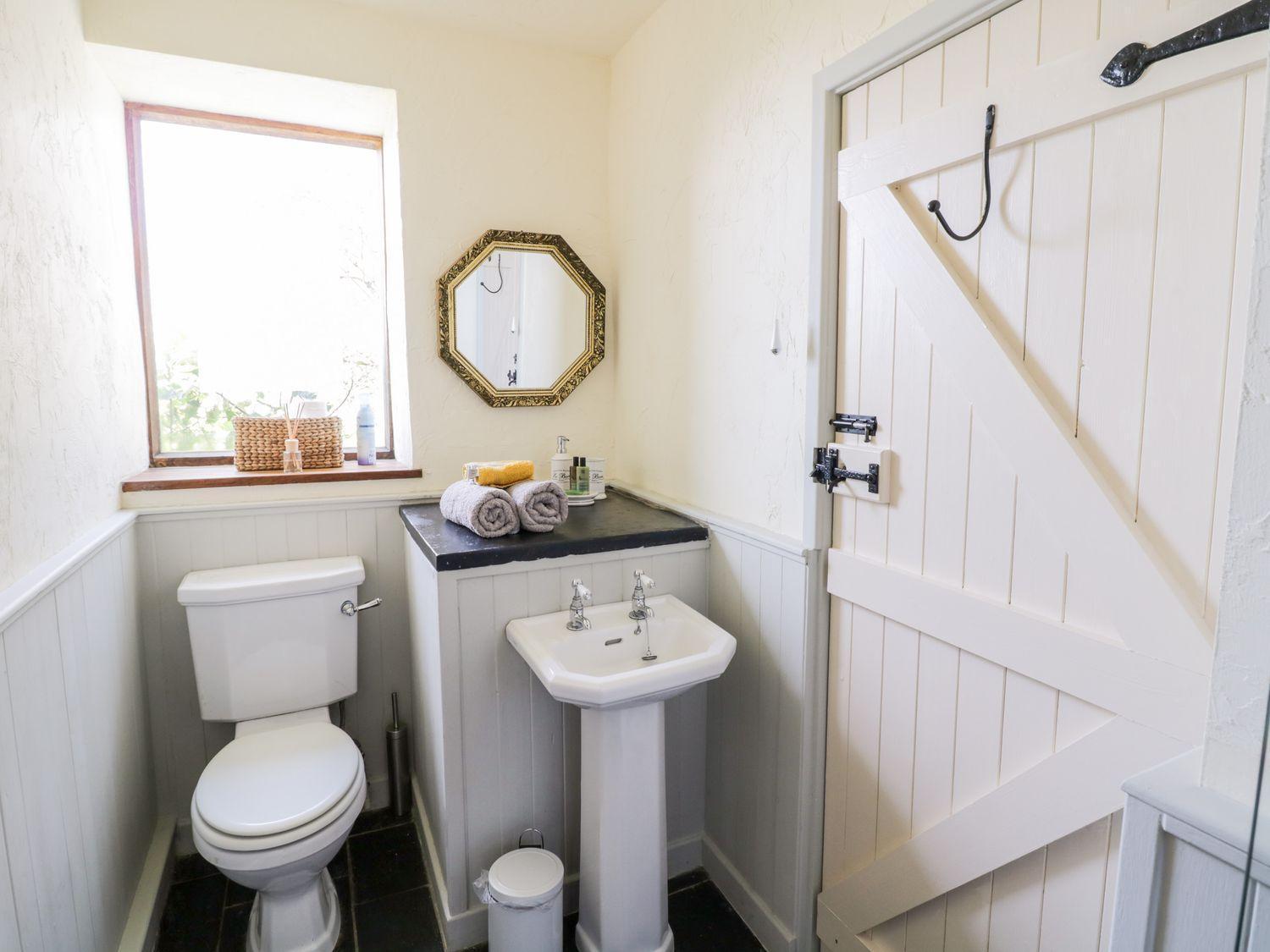 Pandy Farmhouse - Panoramic Mountain Views Within Snowdonia'S National Park - 4X4 Recommended 돌겔라우 외부 사진
