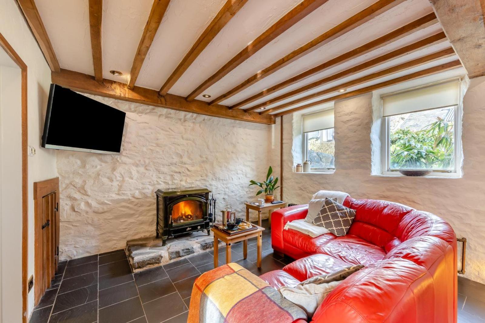 Pandy Farmhouse - Panoramic Mountain Views Within Snowdonia'S National Park - 4X4 Recommended 돌겔라우 외부 사진