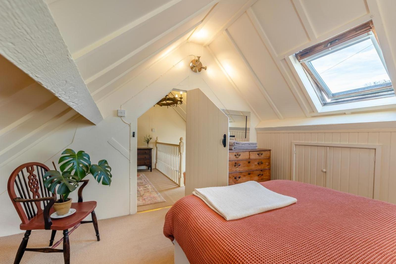 Pandy Farmhouse - Panoramic Mountain Views Within Snowdonia'S National Park - 4X4 Recommended 돌겔라우 외부 사진